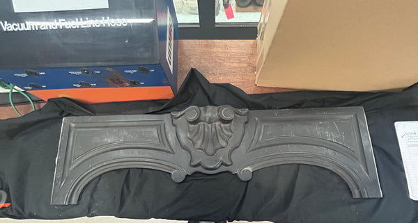 Slate Mantlepiece and Keystone Pair GS010987