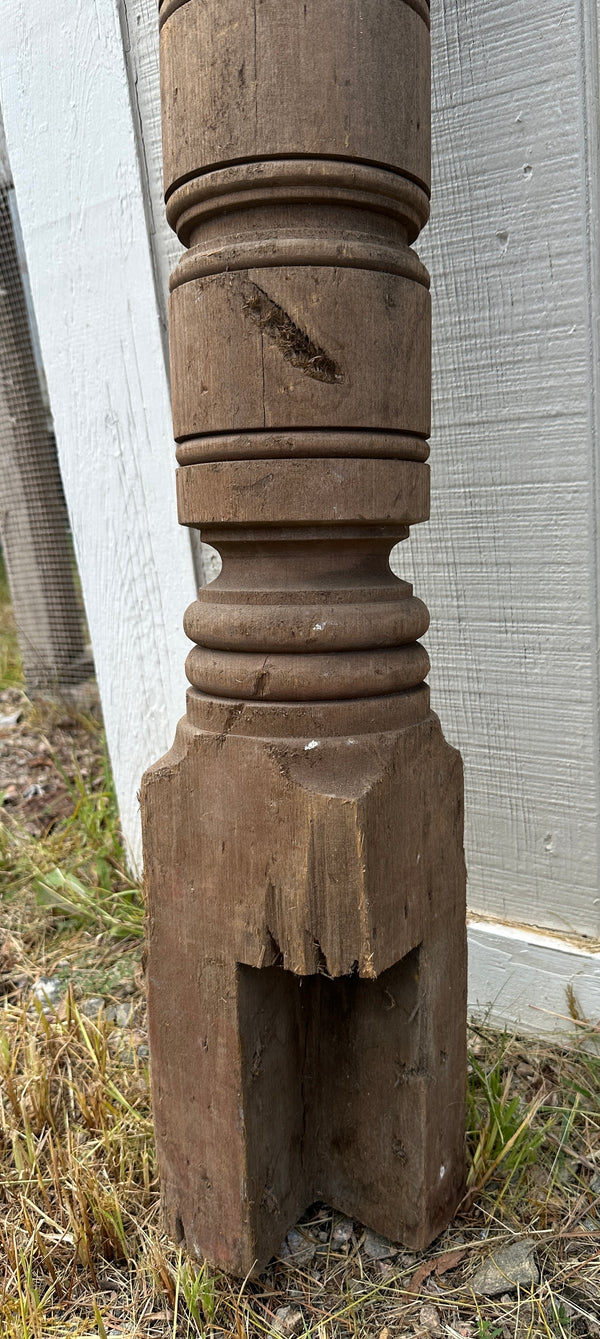 Turned Newel Post Pair GA20304