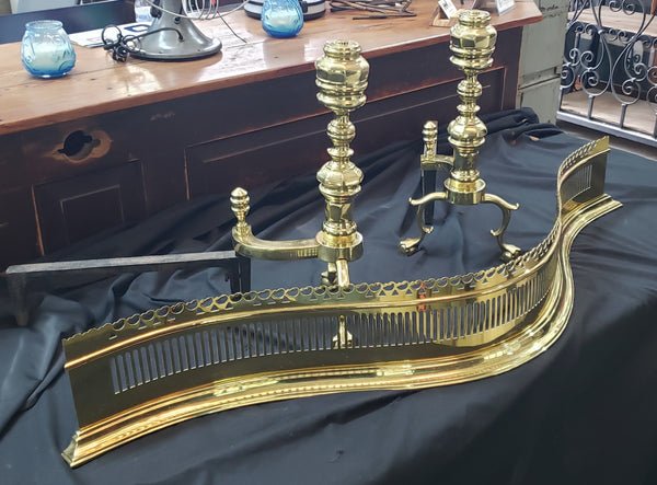 Vintage Virginia Metalcrafters Solid Brass Andirons & Fireplace Fender GS01075
