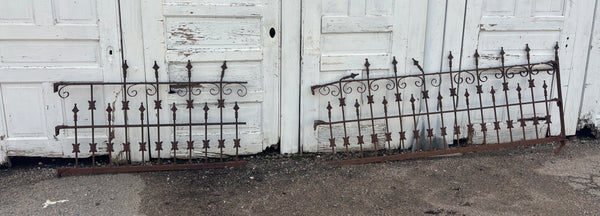 10 Feet of Iron Fence Panels GA21606