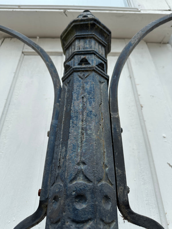 19th Century Cast Iron Plant Hanging Post GA20295