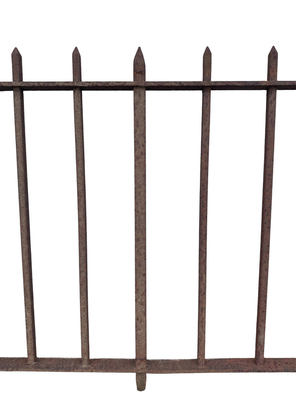 24 Ft of Antique Wrought Iron Spear Top Fencing GA21045