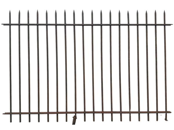 31 Ft of Antique Wrought Iron Spear Top Fencing GA20882