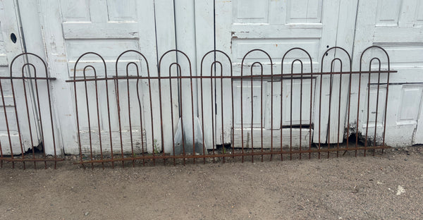 108 Feet of Wrought Iron Hairpin Fencing GA21227