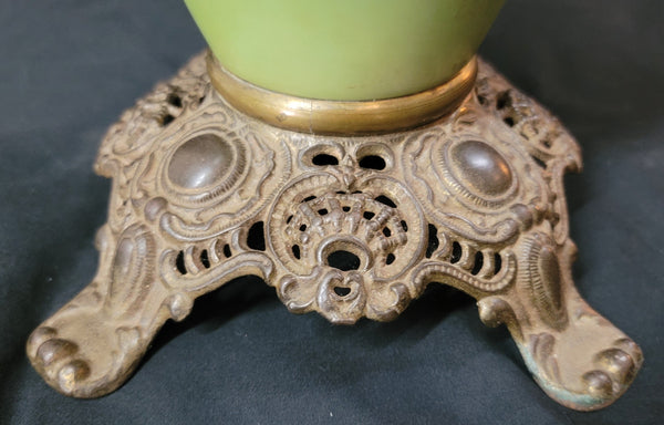 Vintage Ornate Floral Oil Lamp w/ Brass Canopy & Chimney GS00620