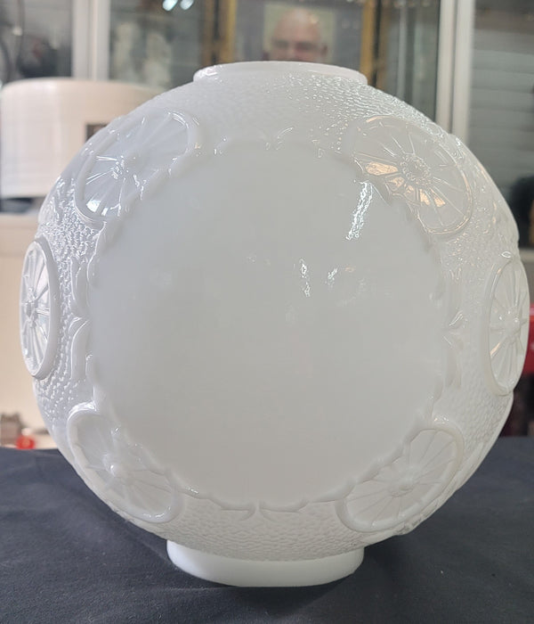 Unique 9 1/2" White Textured Hurricane Globe with 3 7/8" Fitter GS00732
