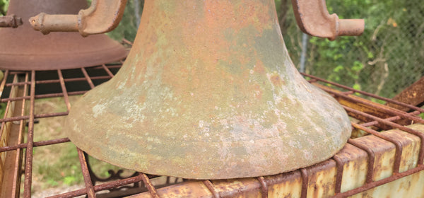 Vintage C.S. Bell Hillsboro OH #2 Cast Iron Bell w/ Top Yoke 16" x 10" GS00698