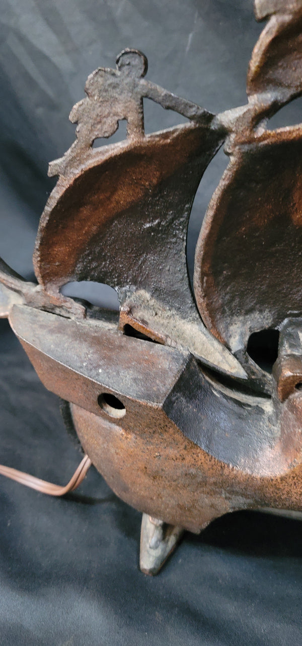 Vintage Cast Iron Galleon Sailing Ship Table Lamp 13" x 11" GS00872