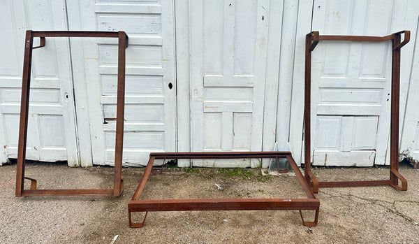 Industrial Salvage Factory Pallet Bases GA20438