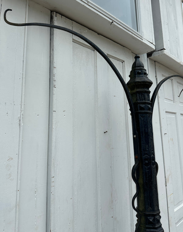 19th Century Cast Iron Plant Hanging Post GA20295