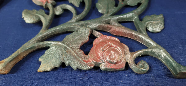 2 Ornate Cast Iron Rose & Leaf Pattern Decorative Panels Painted GS00916