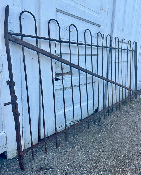 68 Ft Long Antique Iron Hairpin Fencing Set w/ Gate Section GA20511