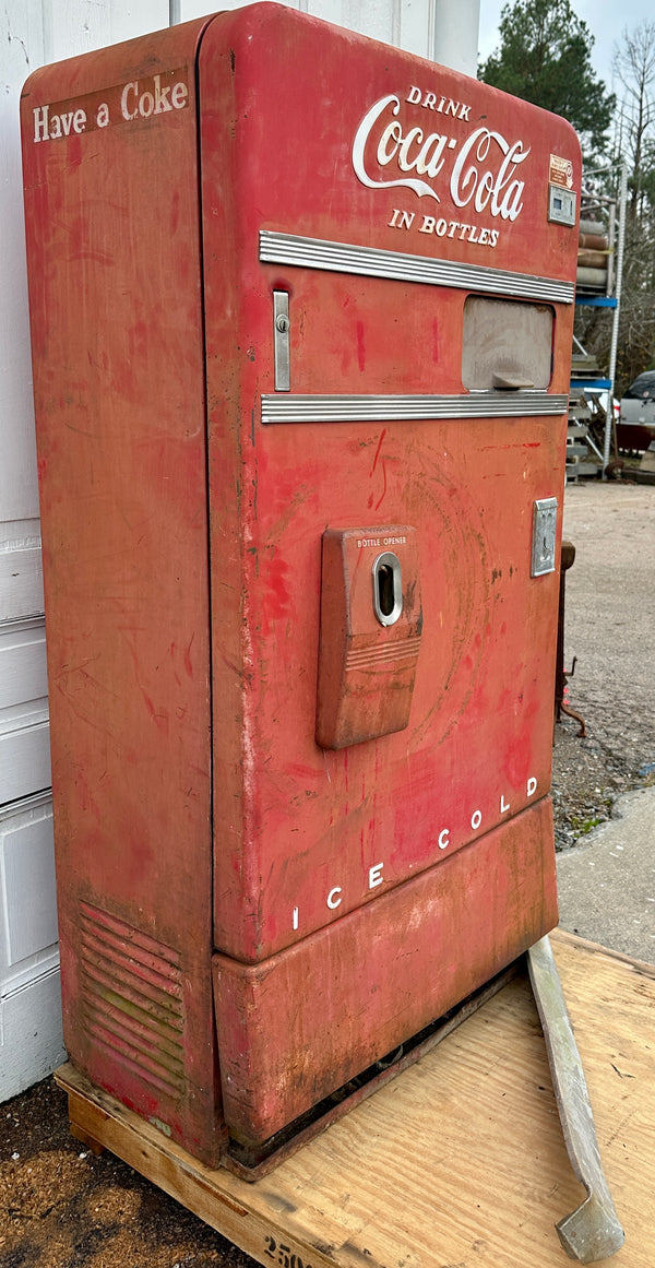 Untested AS IS 1950's Coca Cola Vending Machine - Model No. F83H5 - GA20526