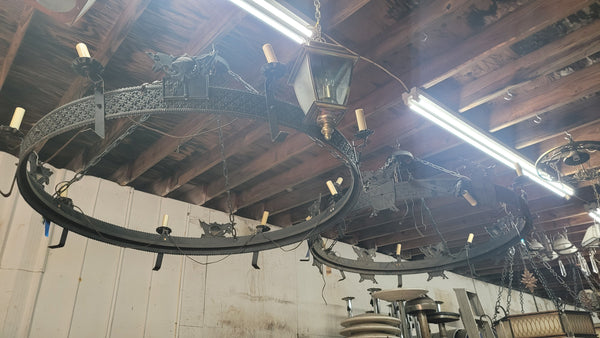 5 Foot Round 8 Light Medieval Gothic Wrought Iron Chandelier GS00631
