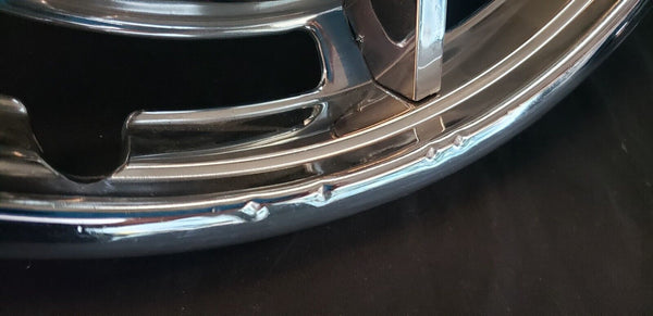 Set of 4 OEM 1963 Chevrolet Corvette Chrome Hub Caps GA9825
