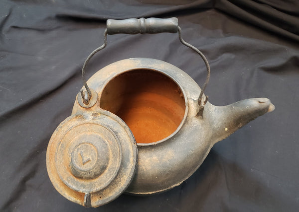 Pre-Civil War Cast Iron Tea Water Kettle #7 w/ Swivel Lid GS01076