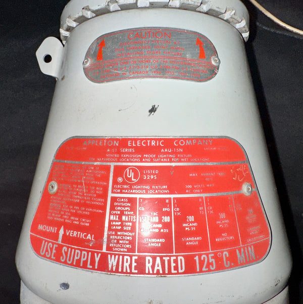 Set of 4 Appleton Electric A-51 Vented Explosion Proof Light Fixtures GA21024