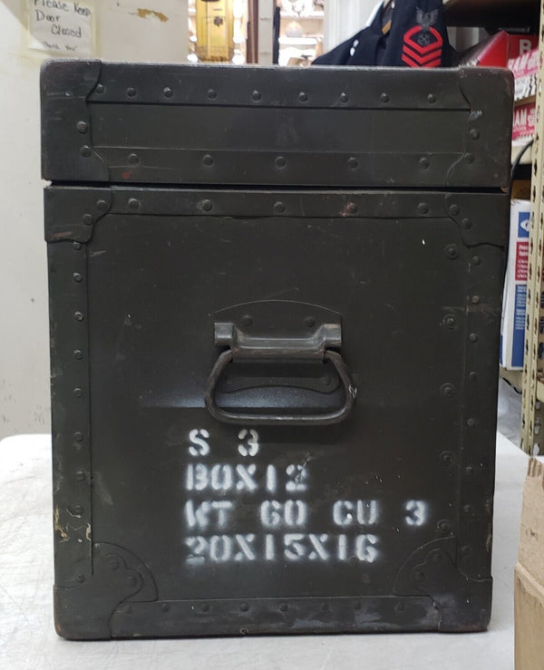 Rare 1963 Seabees Naval Equipment Sea Chest Identified GA9820