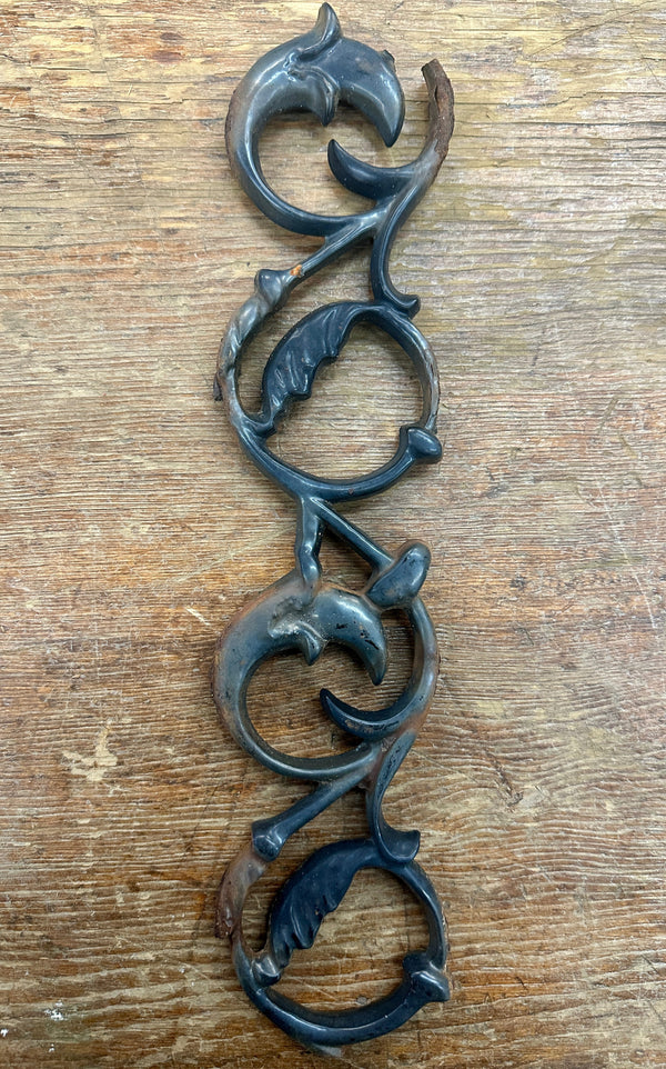 Lot of 35 Linear Ft. Ornate Cast Iron Fence Pieces GA20700