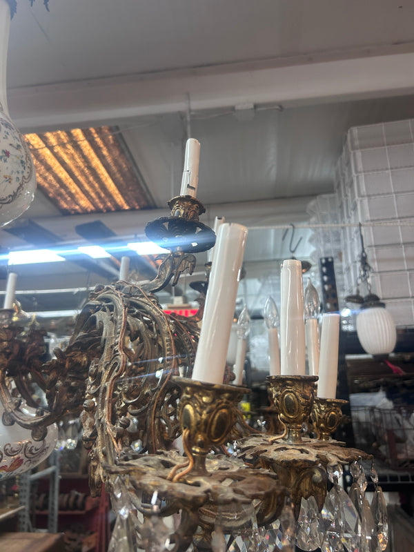 Victorian Bronze and Glass 32 Light Ornate Chandelier GS011023