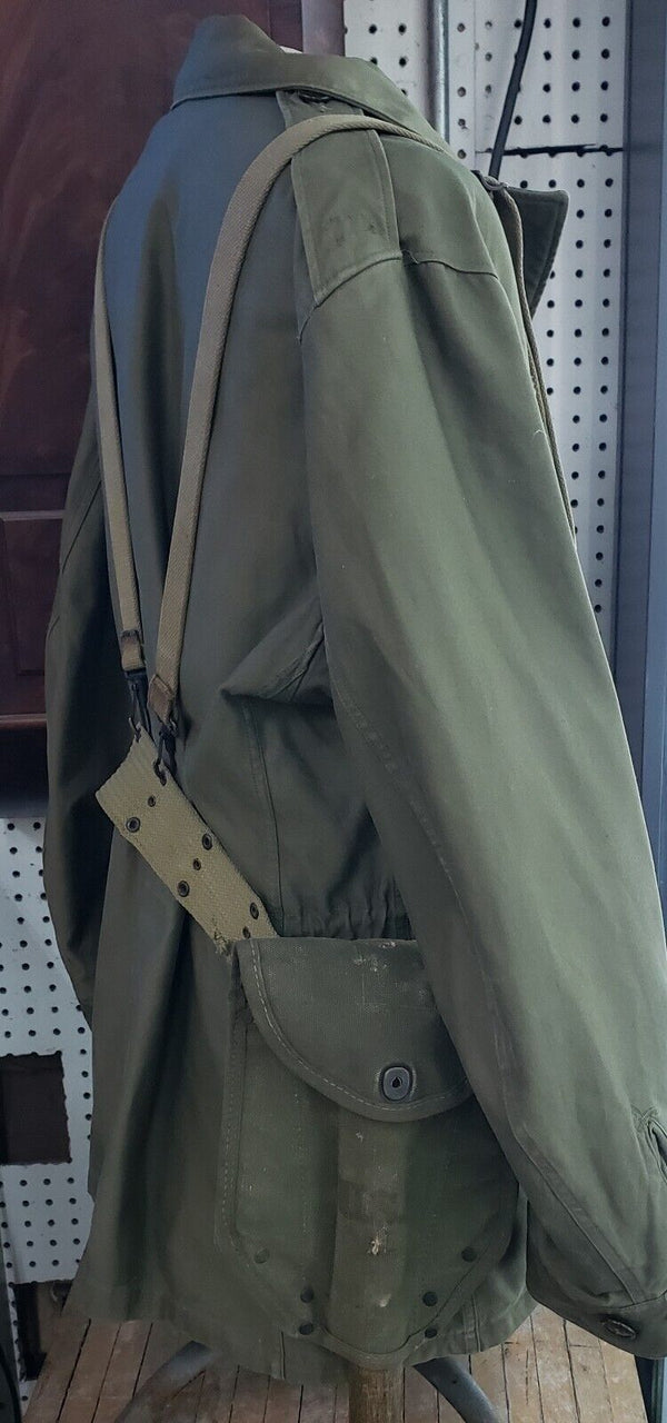 Authentic 1943 WWII Military Field Gear & Equipment Set Identified GS00901