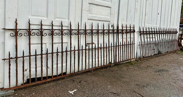 20 Ft of Antique Wrought Iron Garden Gate Fencing GA20490