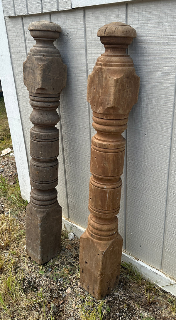 Turned Newel Post Pair GA20304