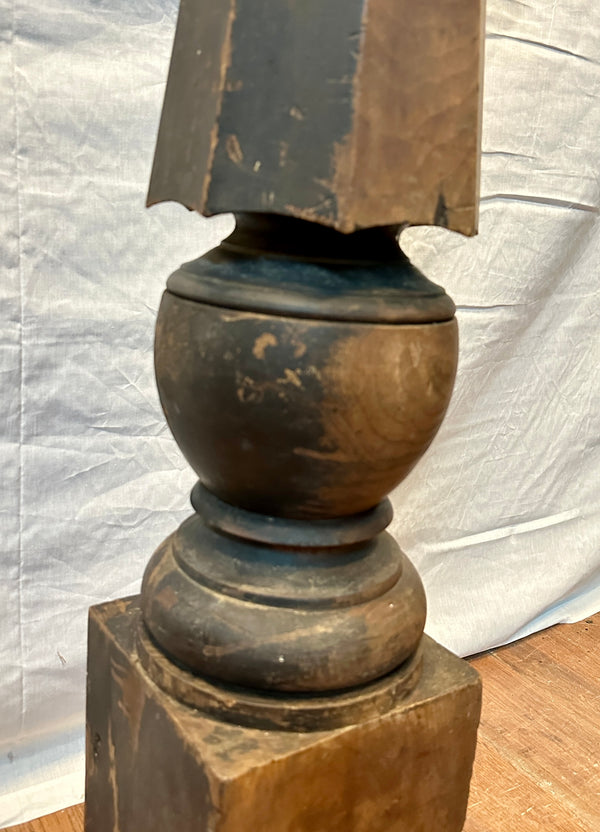 Octagonal Walnut Newel Post GA20419