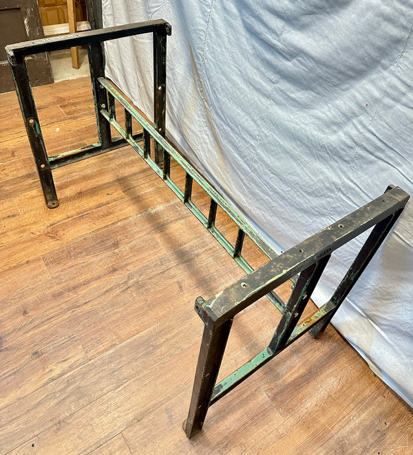 3 Pc Cast Iron Table Base GA20410