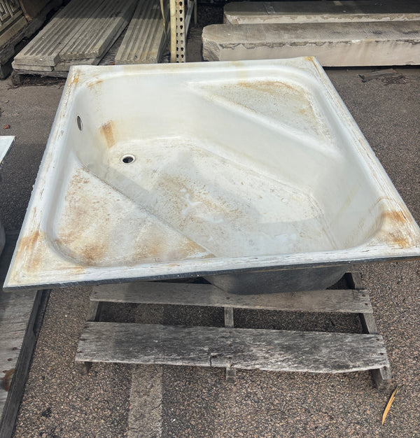 Square Tub GA21188