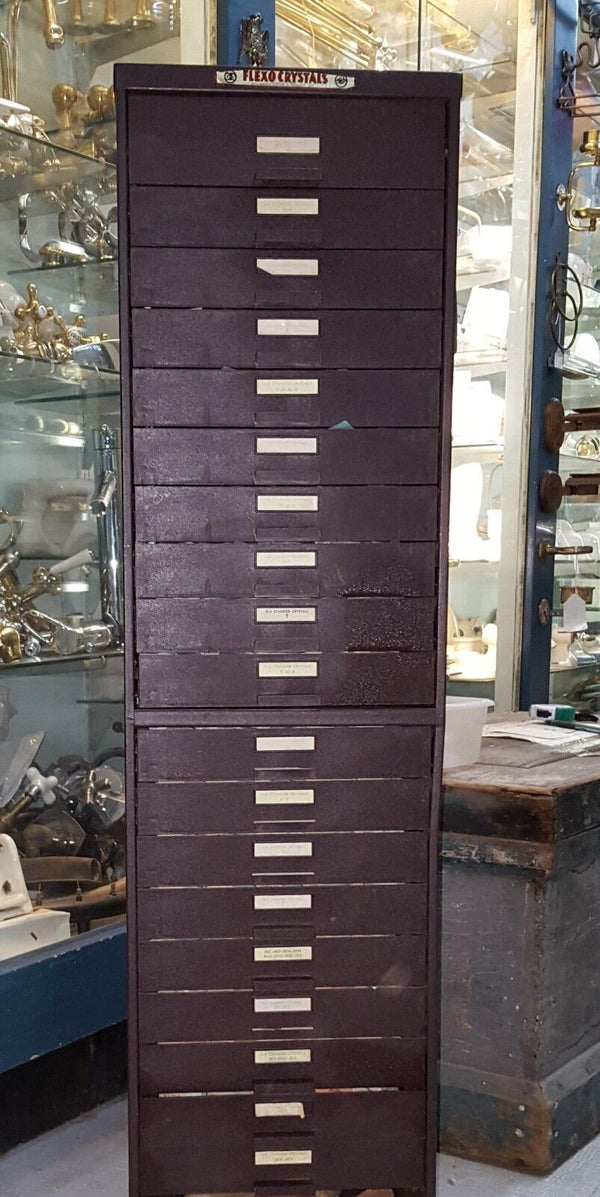 3800 Piece Watch Crystals w/ Catalog Cabinet GS010920
