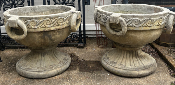 Set of 2 Concrete Flower Planters GA21130