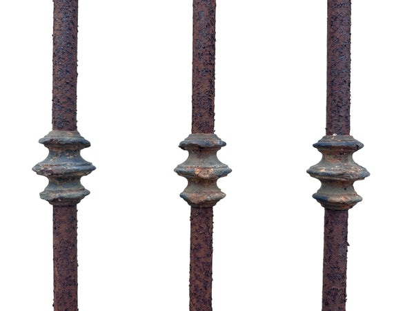 31' Ft of Antique Iron Picket Fencing w/ Lead Ornamental Knuckles GA21057