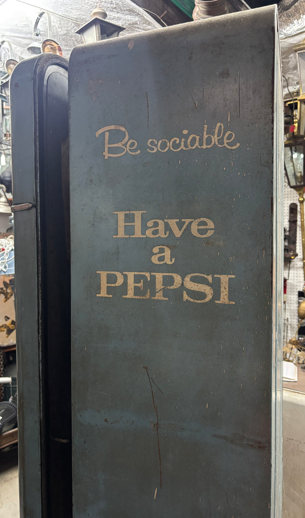 1950s Pepsi Machine GA21349