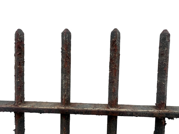 33 Ft of Antique Wrought Iron Spear-Top Fencing GA21042