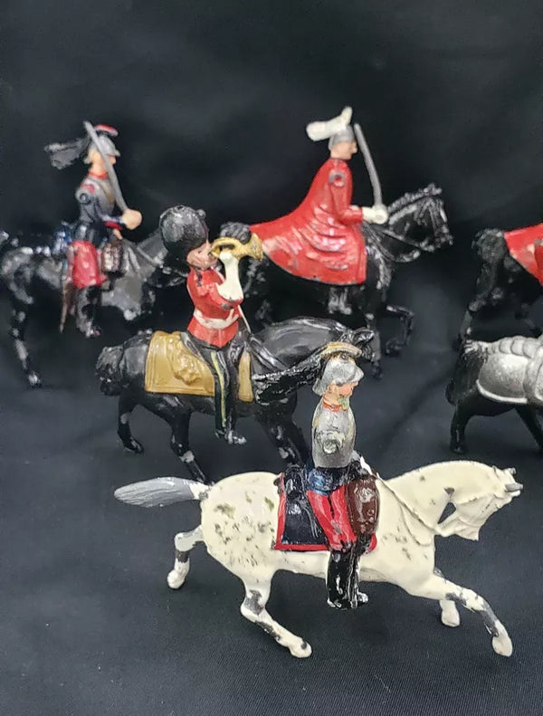 28 Piece J. Hill & Co Britain's LTD Mounted Soldiers with 10 Piece Fence GS00039