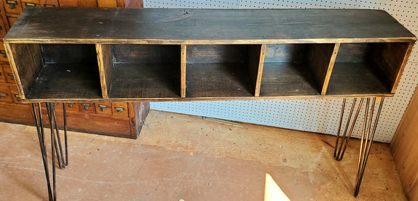 5 Cubby Hardware Bin Table *GAM0108