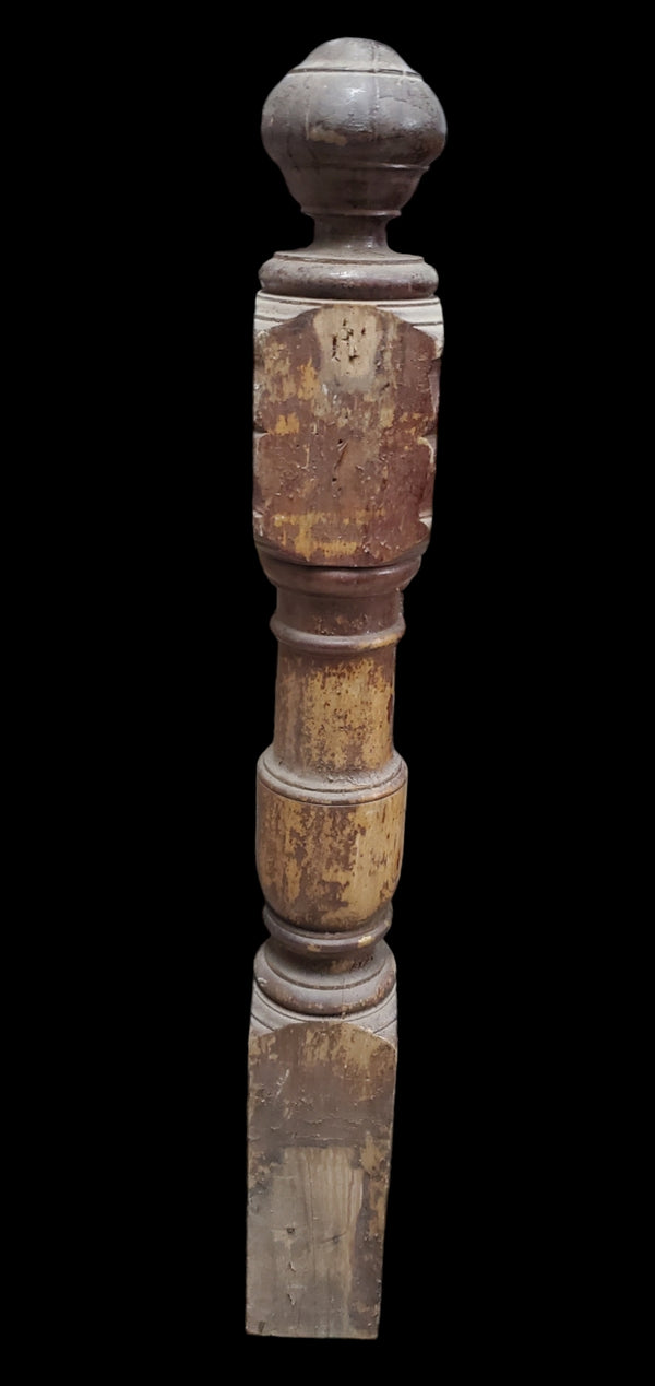 Turned Newel Post GAM0273