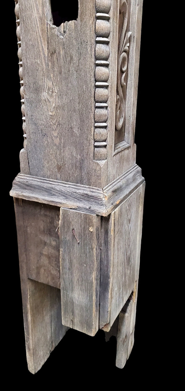 Carved Newel Post GAM0261