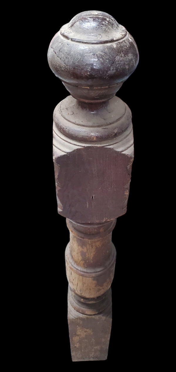 Turned Newel Post GAM0273