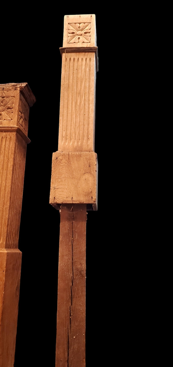 Pair of Newel Posts GAM0254