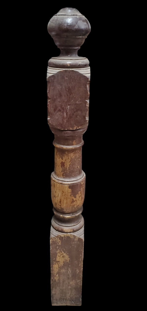 Turned Newel Post GAM0273