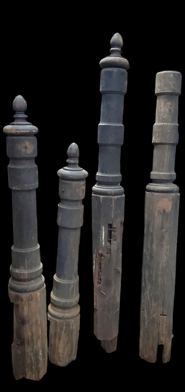 Set of 4 Newel Posts GAM0244