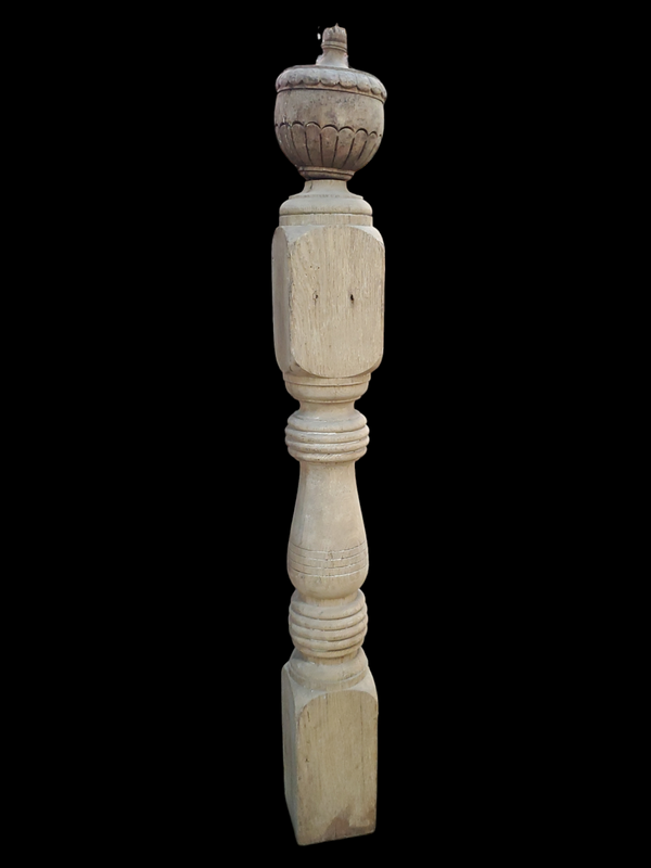 Newel Post GAM0215