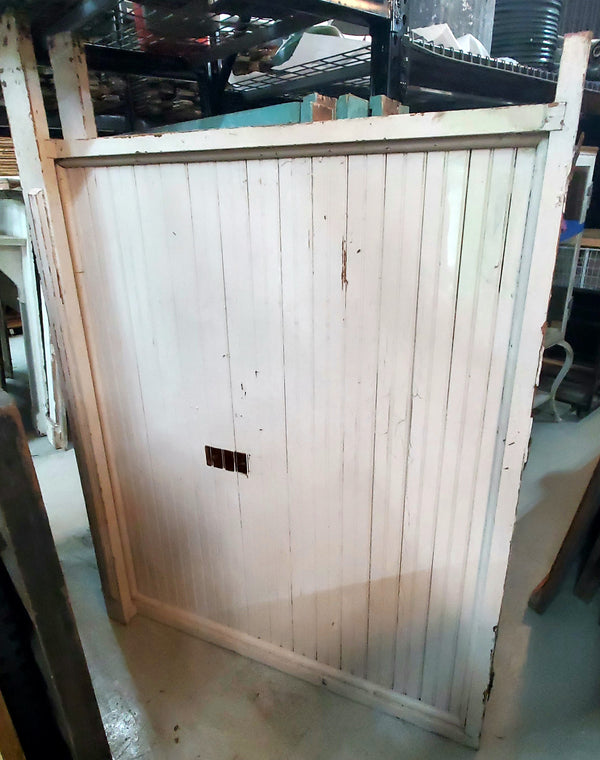 Salvaged Beadboard Divider Panel *GAM0104