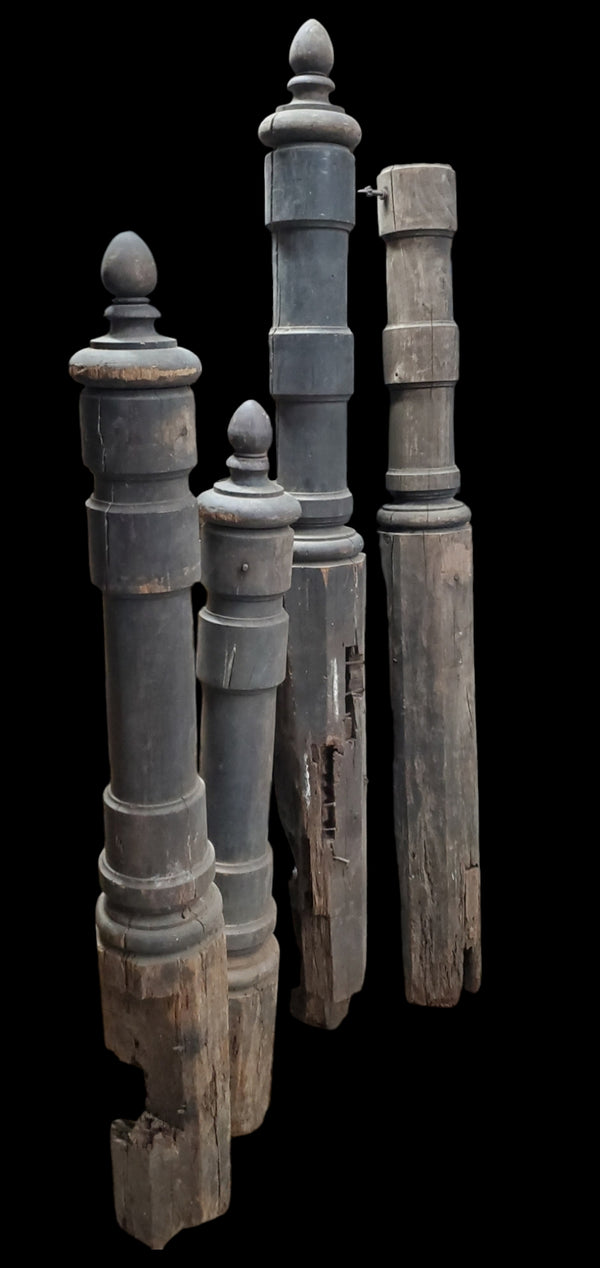 Set of 4 Newel Posts GAM0244