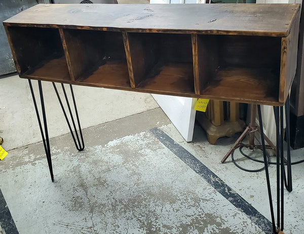 4 Cubby Hardware Table *GAM0106