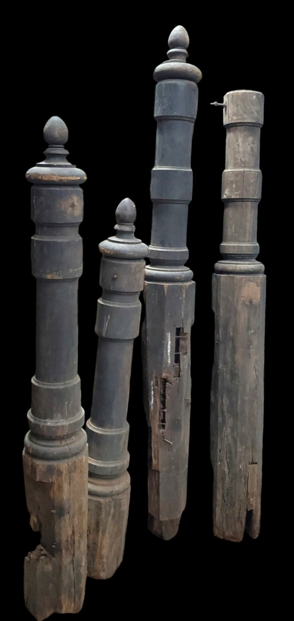 Set of 4 Newel Posts GAM0244