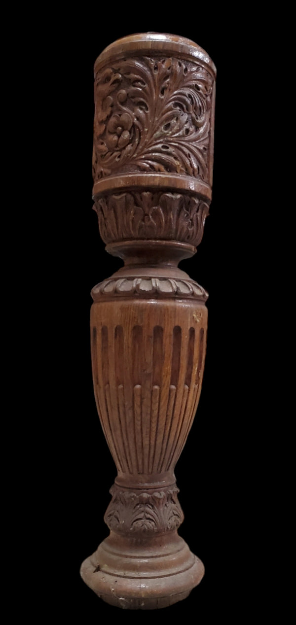 Carved Newel Post GAM0297