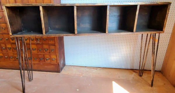 5 Cubby Hardware Bin Table *GAM0108